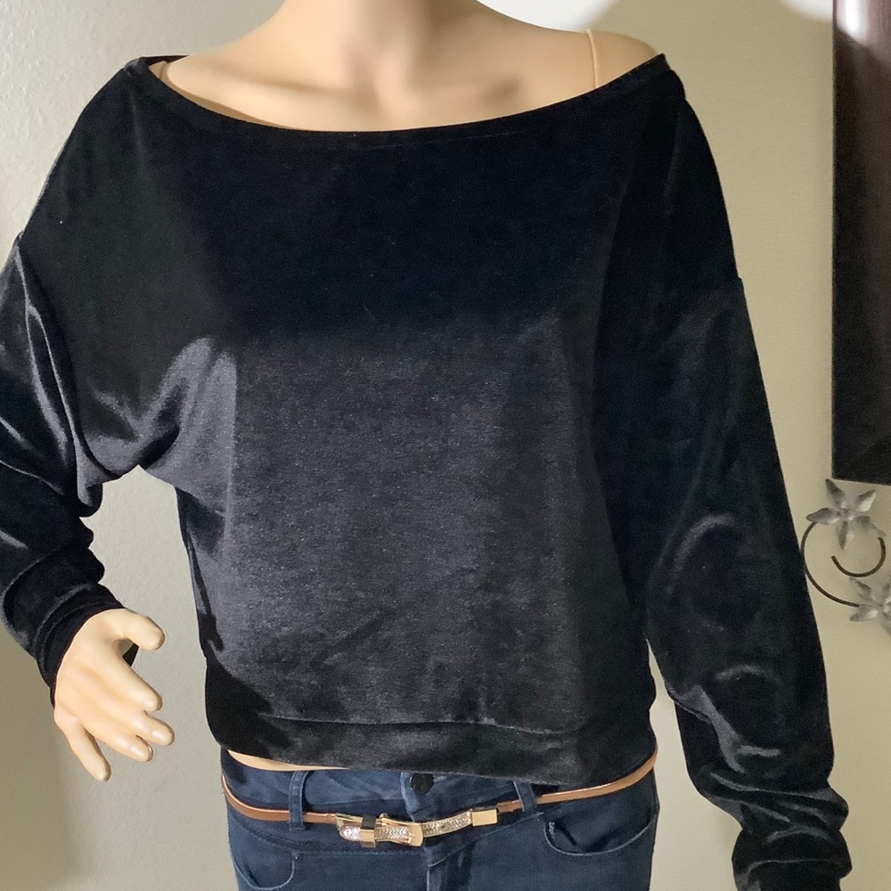 GUESS BY MARCIANO , black  velvet  Crop top , M